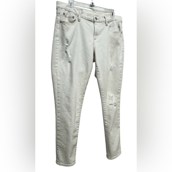 Gap Girlfriend Denim Cropped Jeans Women's Size 31/ 12 R Distressed Cream - Picture 2 of 10